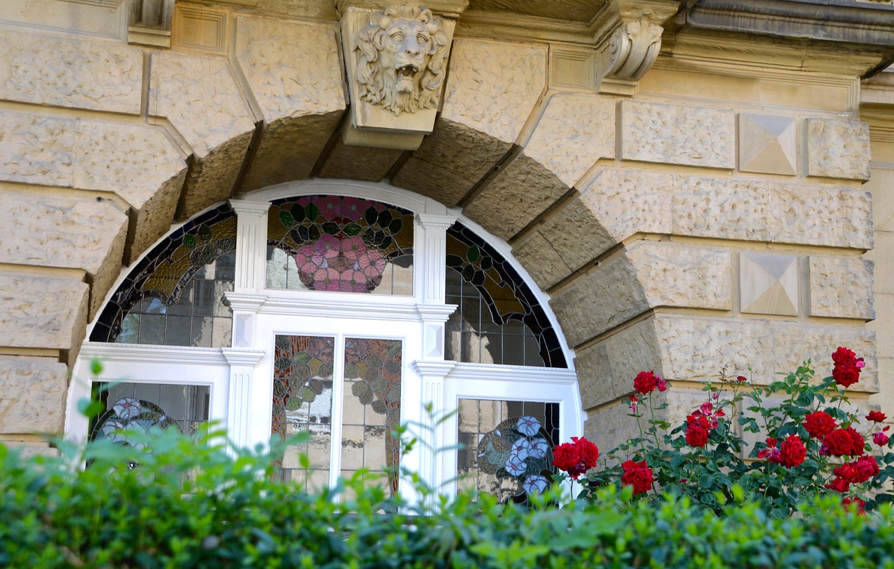 découvrez nos services de rénovation de façade pour redonner vie à votre bâtiment. améliorez l'esthétique et la durabilité de votre façade tout en augmentant la valeur de votre propriété grâce à des techniques modernes et des matériaux de qualité.